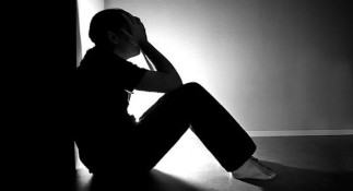 Lever le voile sur la dépression : maladie ou malaise social ?