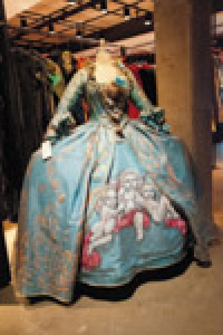 Visite guidée de l’exposition François Barbeau, créateur de costumes