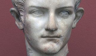 Caligula, ou des faux-semblants du système politique romain