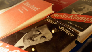 Établir une édition critique de Mein Kampf